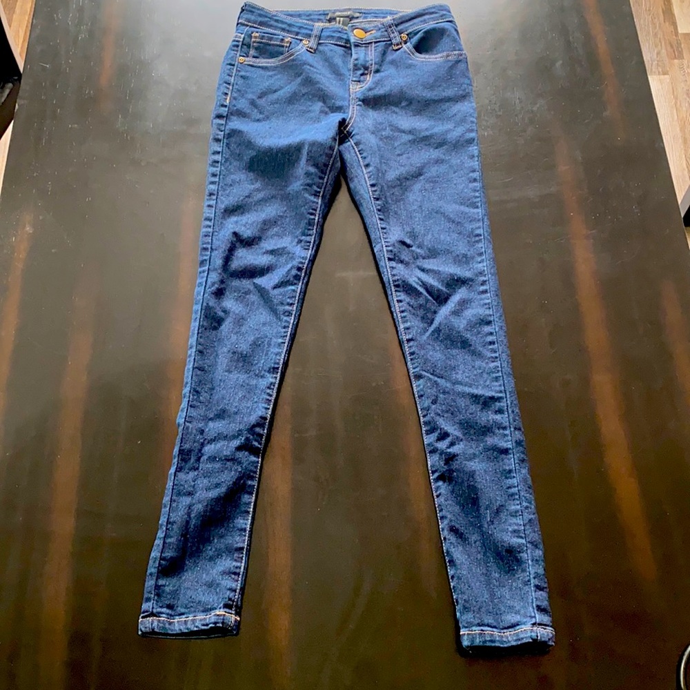 Forever 21 dark jeans size 24